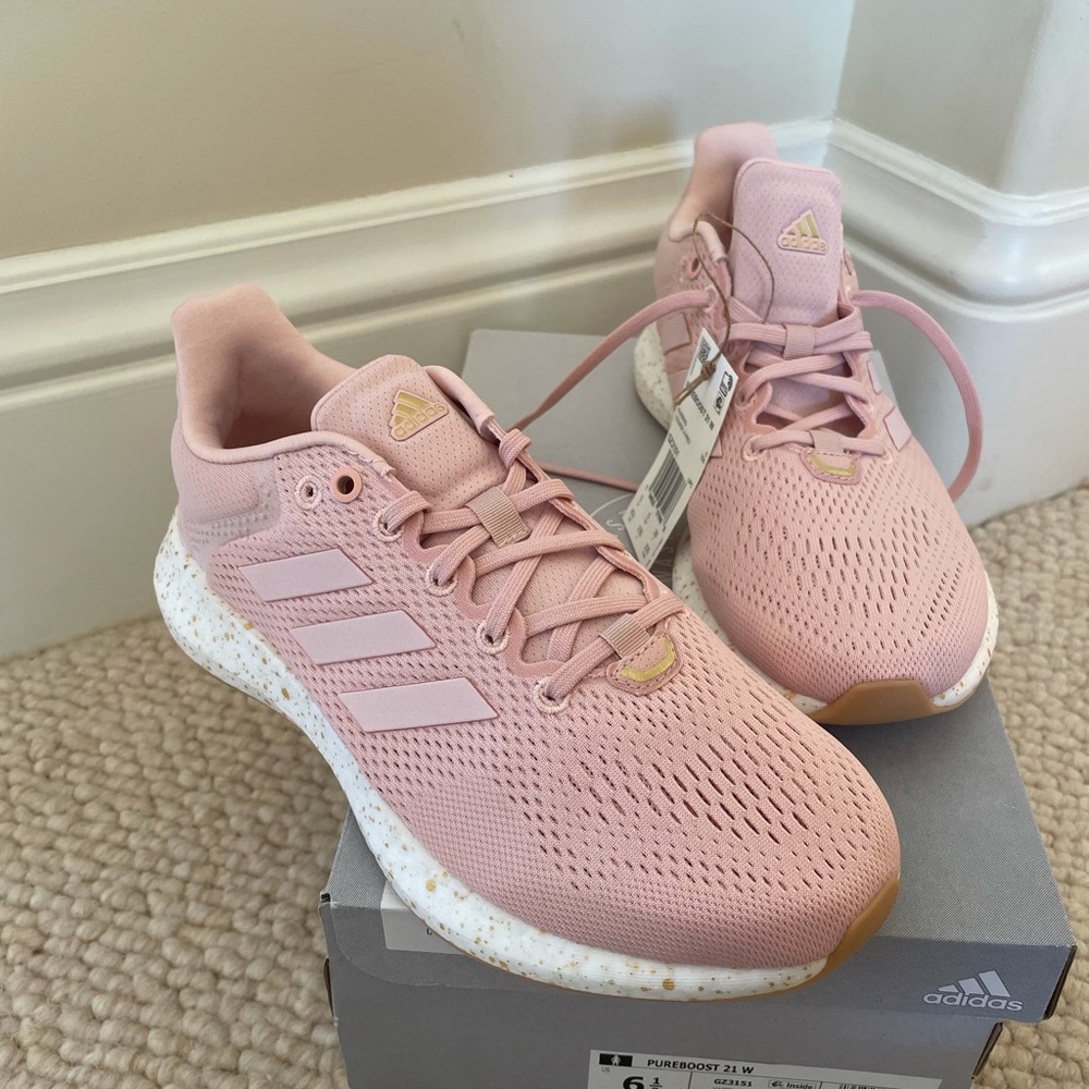 Brand New ADIDAS pureboost 21 sneakers shoes Women’s 6.5